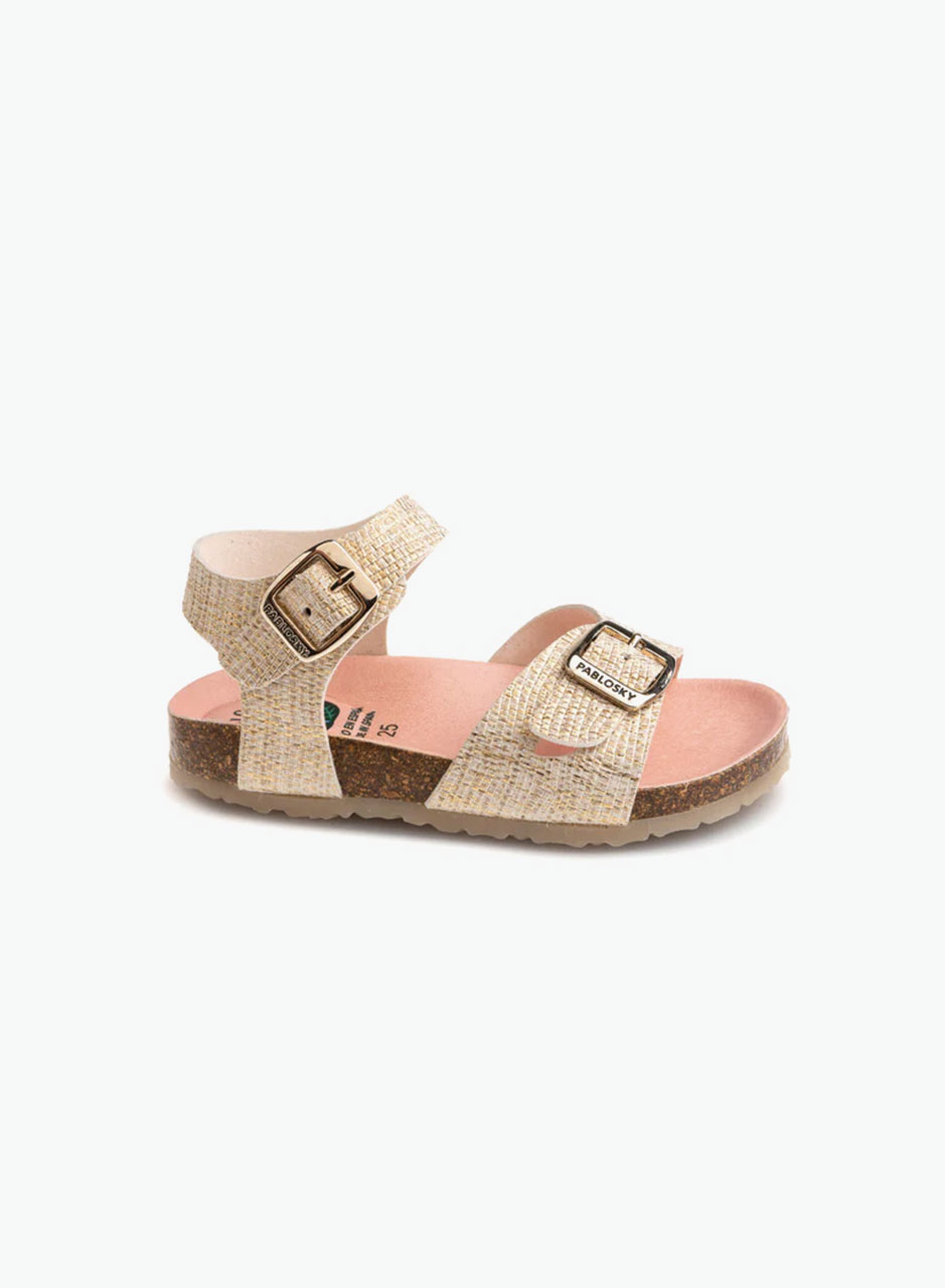 Sandals with buckle