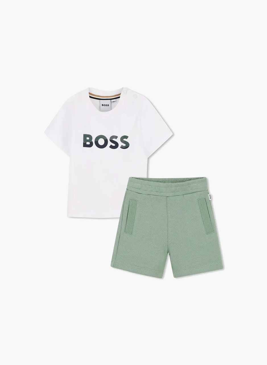 Շորտերի ու շապիկի հարմարավետ հավաքածու