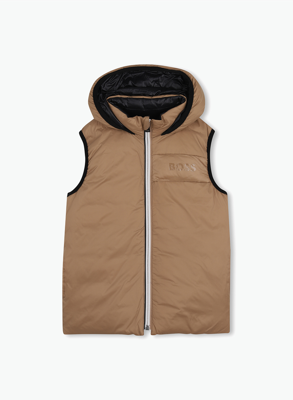 Reversible puffer vest