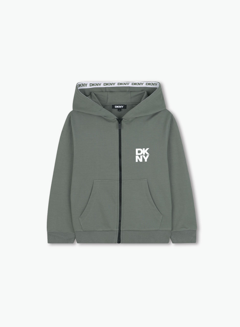 Спортивная куртка с капюшоном