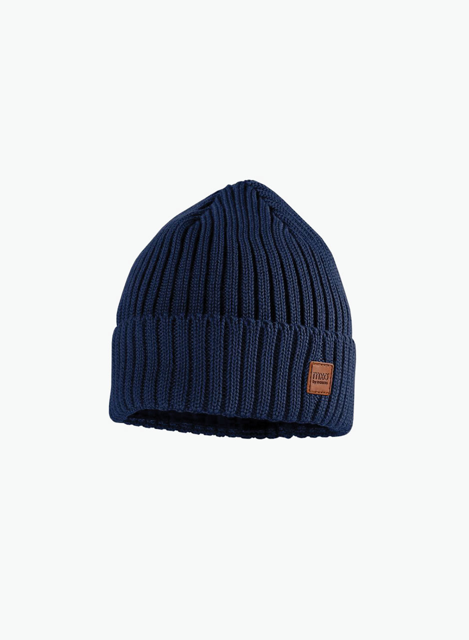 Base winter hat