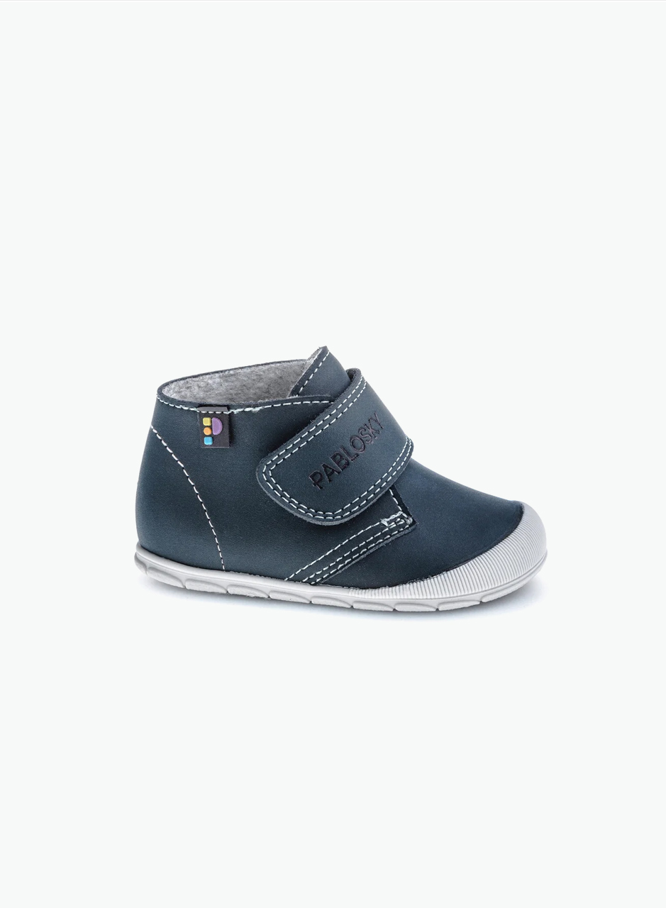 Pre walkers shoes with warm insoles