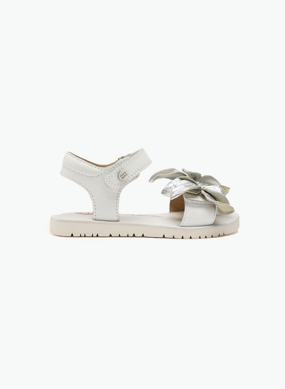 Sandals with flowers Sandals with flowers