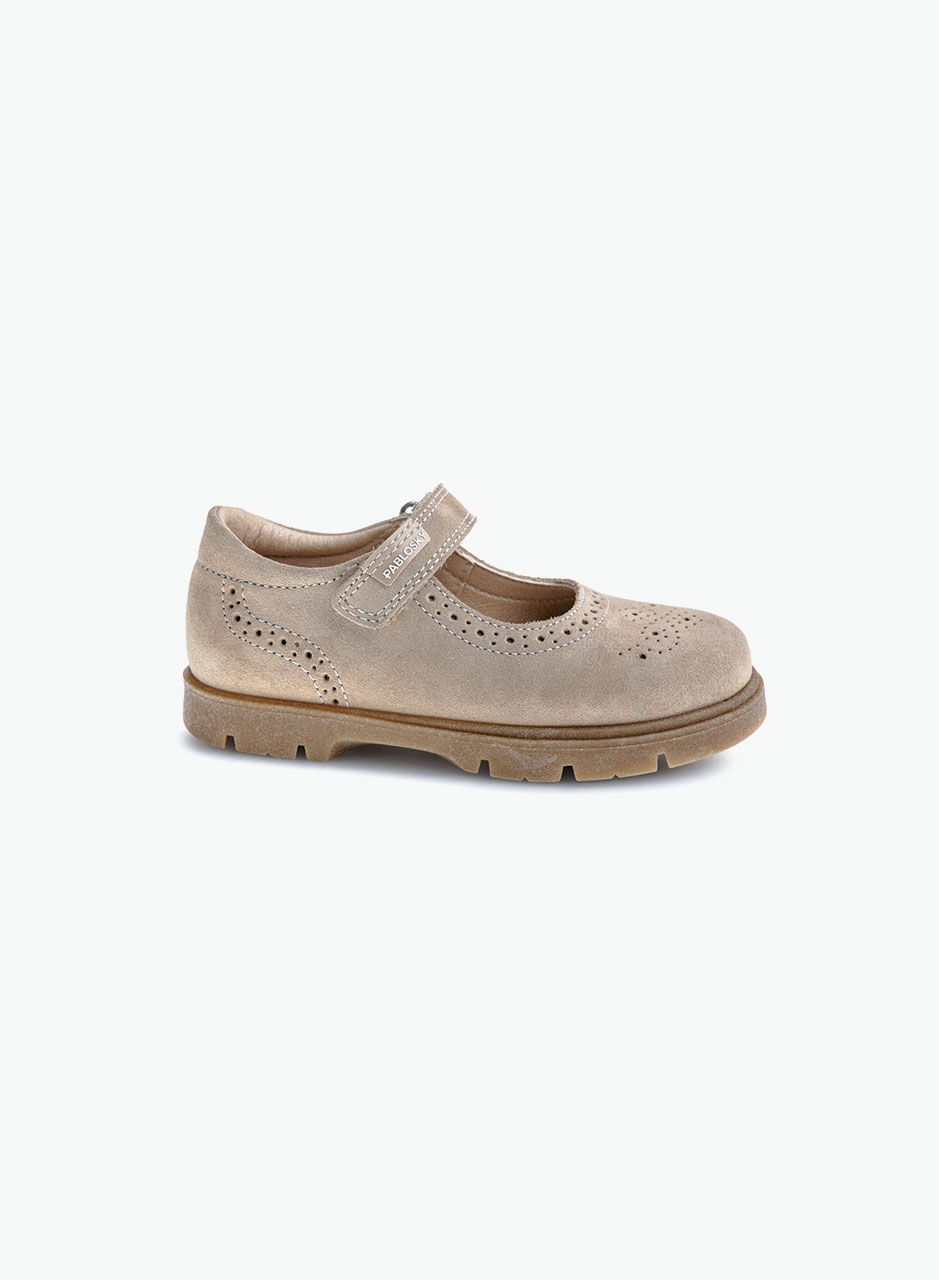 Shoes with soft insoles