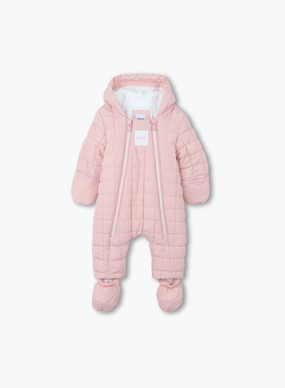 Зимний комбинезон с капюшоном