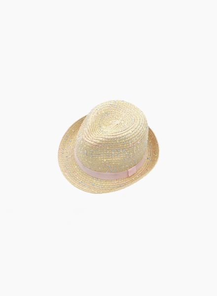 Shiny straw hat