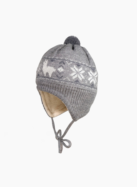 Kids hat with chin strings